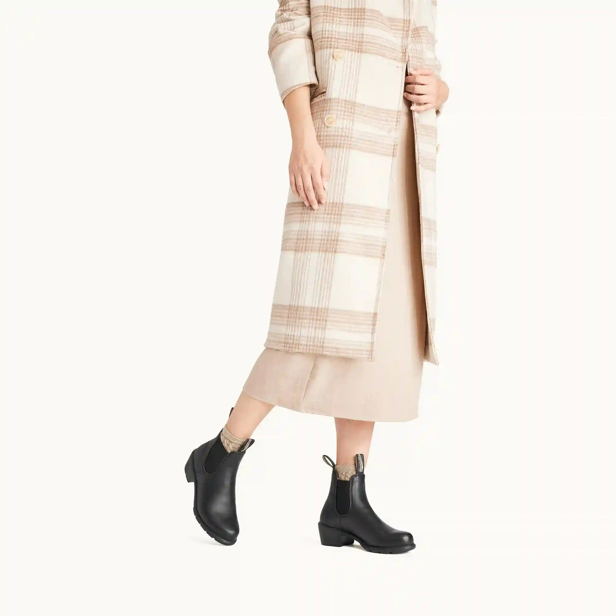 Women's Series #1671